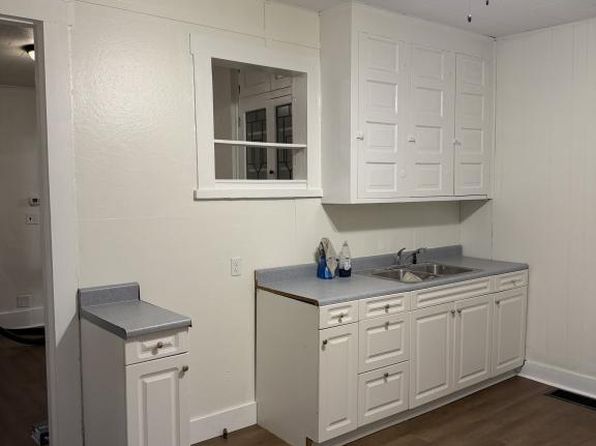 108 N 11th Ave Floor 1
