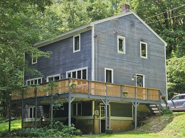127 Oxbow Road, Hinsdale, NH 03451
