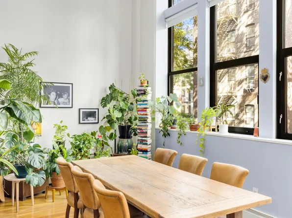 309 East 108th Street image 4 of 11