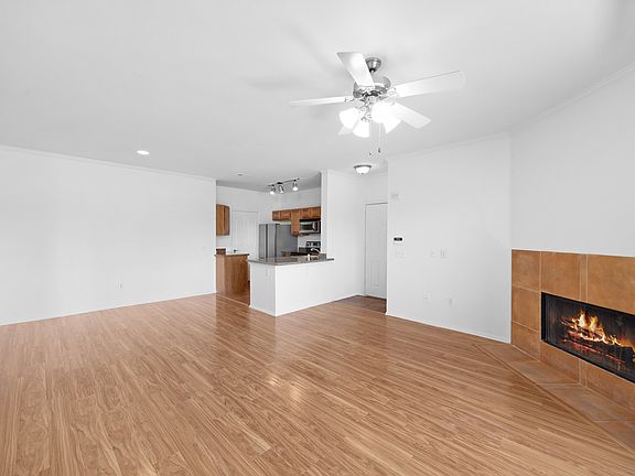 3rd image of 16013 S Desert Foothills Pkwy APT 2153