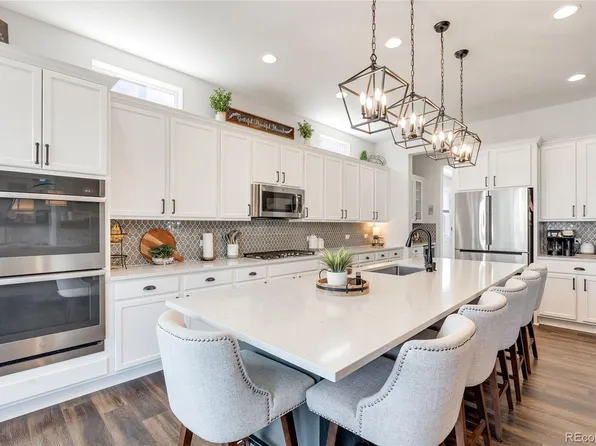 8477 Arapahoe Peak Street, Littleton, CO 80125