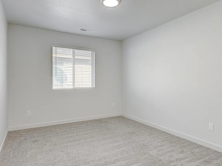 3421 W Charlene St — Photo 23