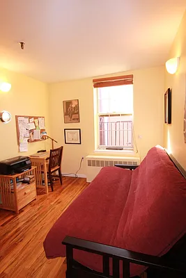 Sold by New York is Home | media 15