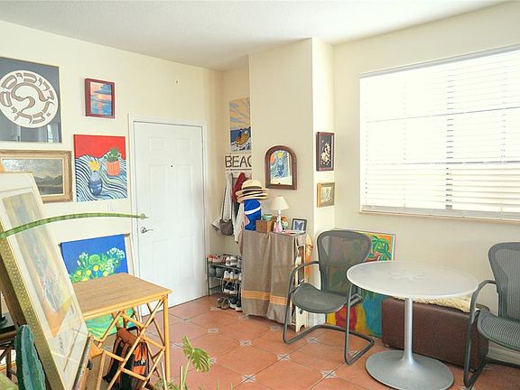 5th image of 233 S Federal Hwy #401