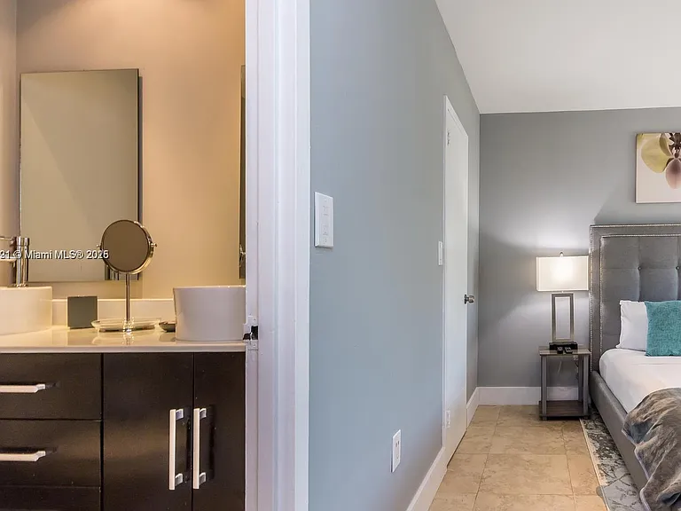 17620 Atlantic Blvd #519 — Photo 9