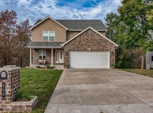 849 Crescent Ridge Dr, Valley Park, MO