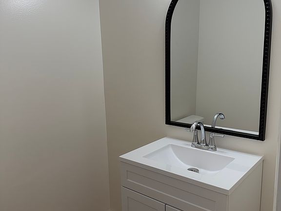 Downstairs Half Bathroom