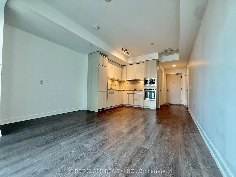 115 Blue Jays Way #2603