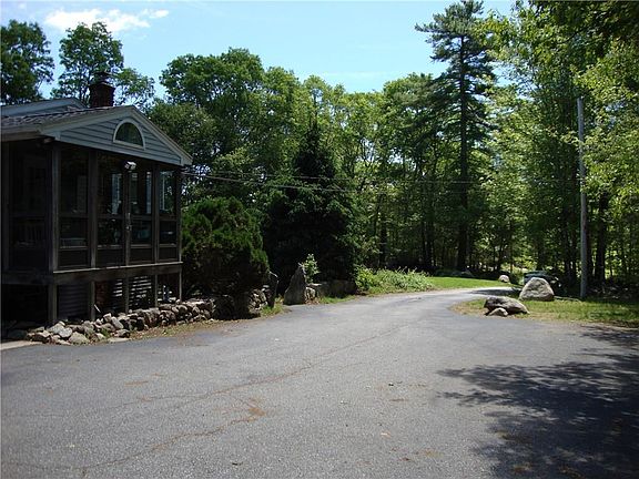 4th image of 239 John Potter Rd