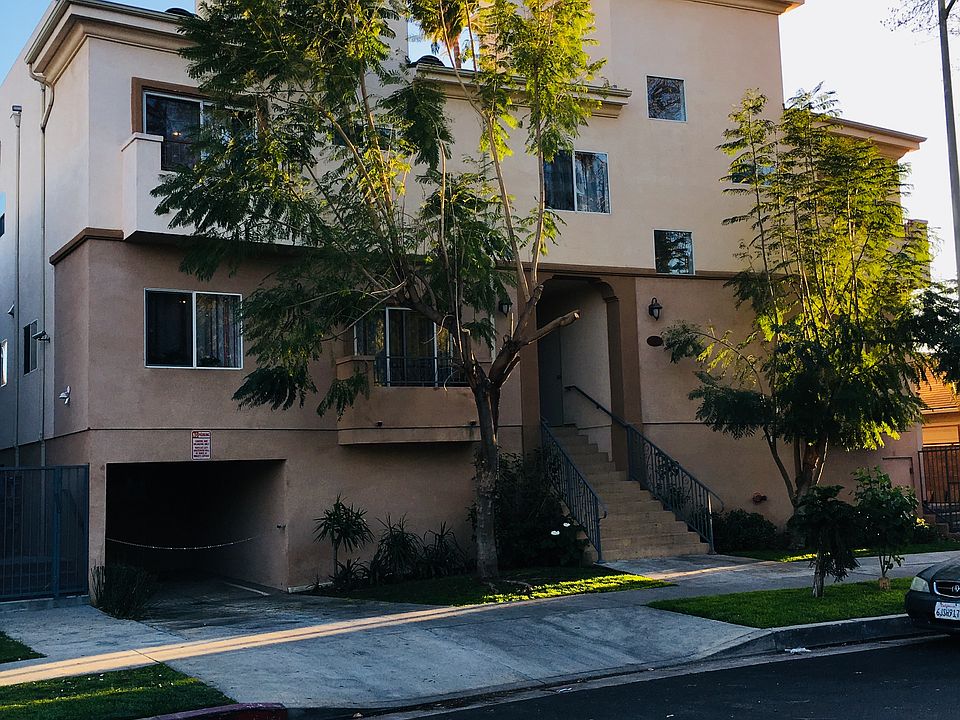1st image of 20310 Keswick St APT 1