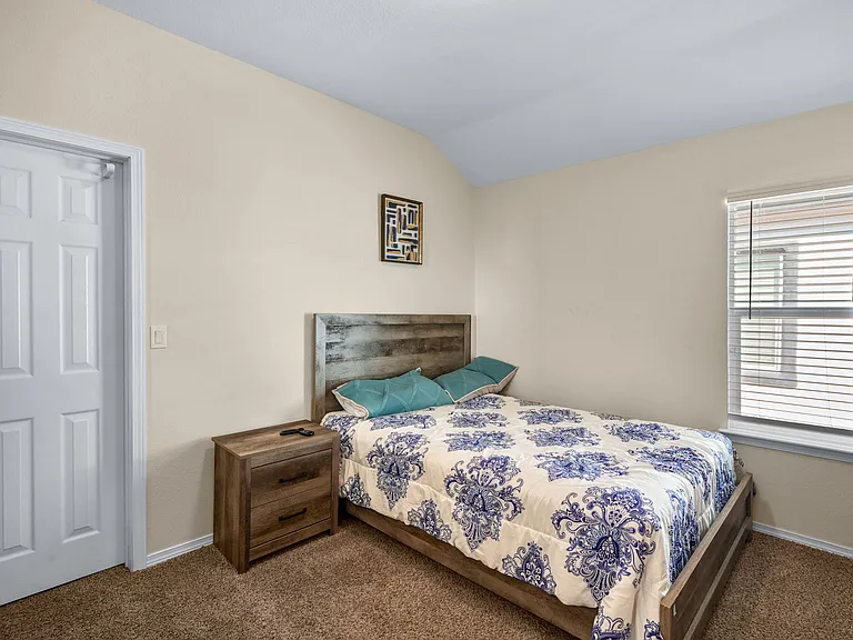 13833 Sky Harbor Ave — Photo 23