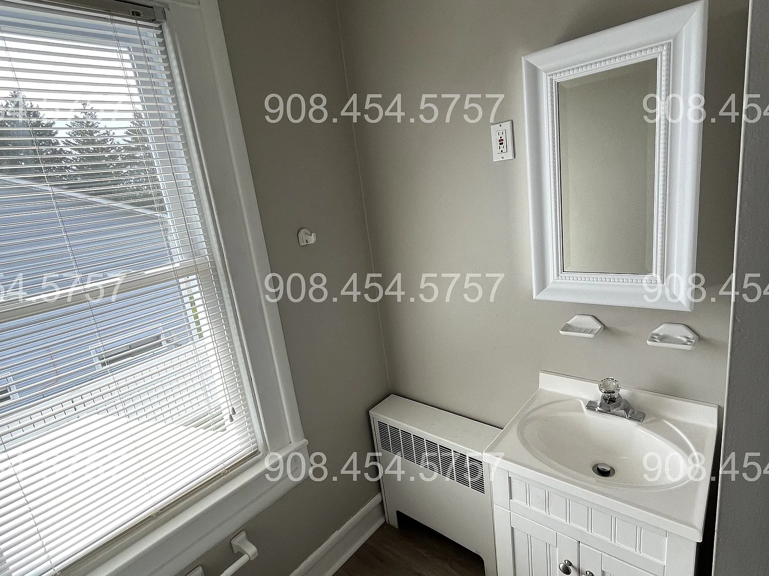 720 Sigsbee Ave — Photo 4