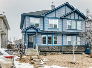 32 W Saddlebrook Pl NE, Calgary, AB T3J 5M3