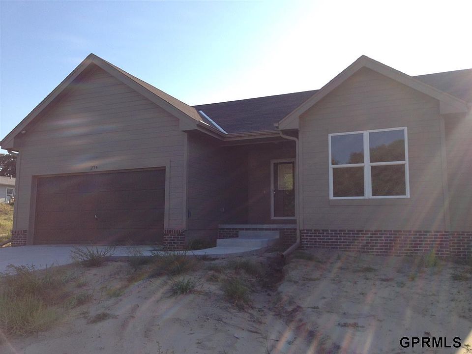 1st image of 274 Eastwood Dr