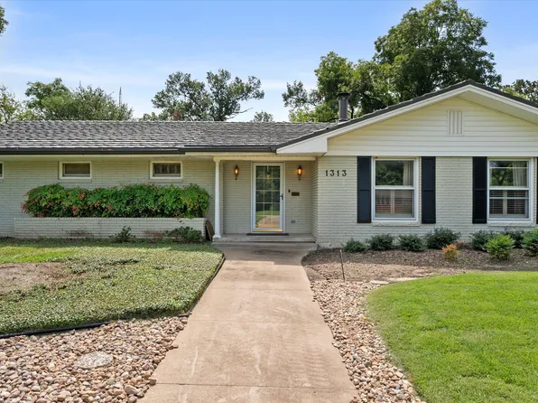 1313 Columbia Ave, Corsicana, TX 75110