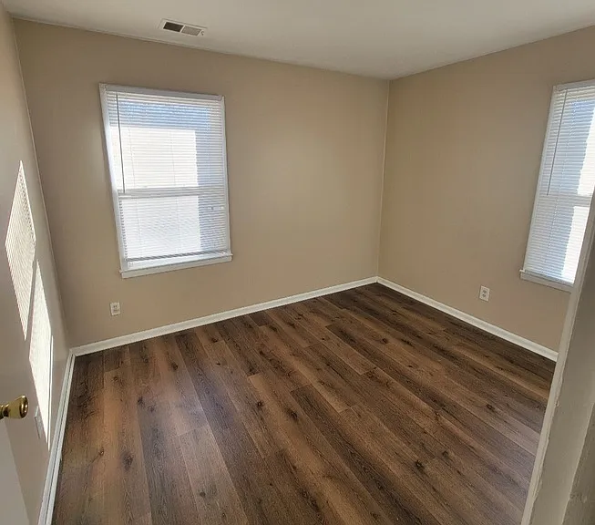 6005 Dickson Rd #3 — Photo 7