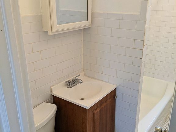 3rd image of 31-12 32nd St #23