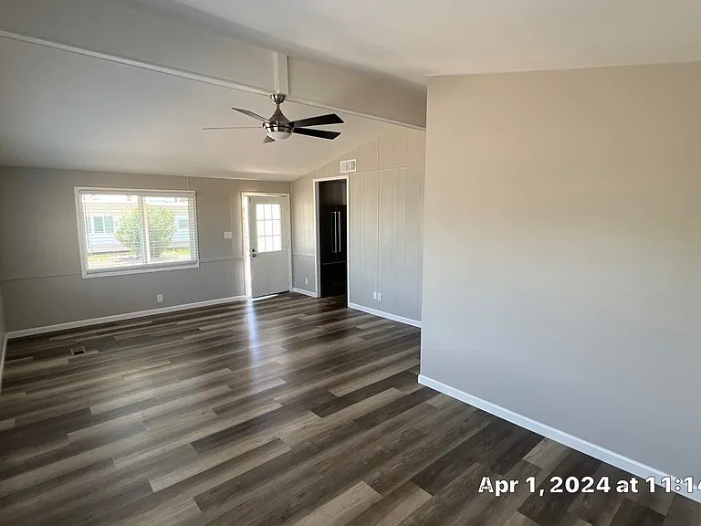 738 Swan Dr — Photo 19