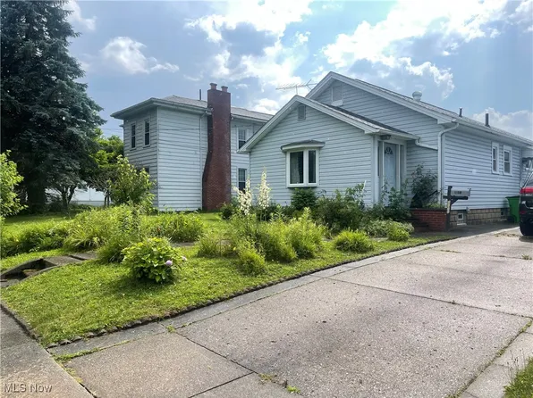 1635 S Rockhill Ave, Alliance, OH 44601