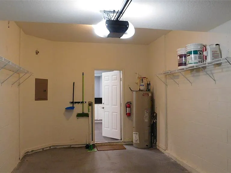 1508 Florentino Ln — Photo 5