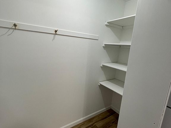 5th image of 552 Hillside Ave #552