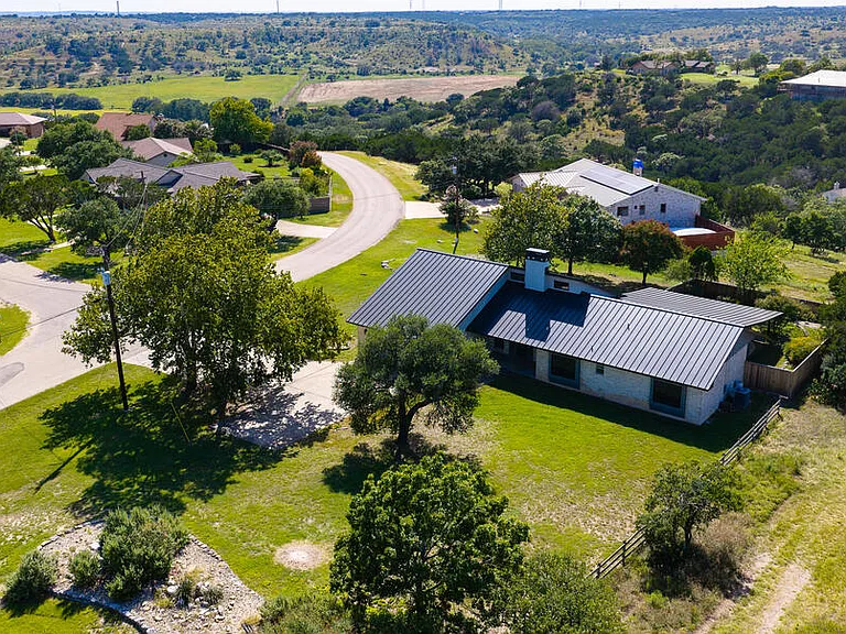 103 Crockett Dr — Photo 35