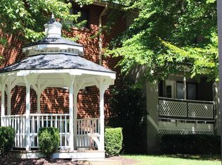 Cardinal Court, Fairfax, VA 22030