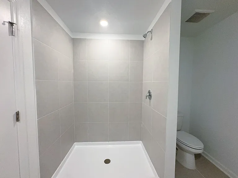 2362 McKinley Dr — Photo 36