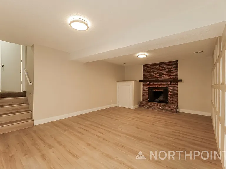 15045 Switzer Rd — Photo 17