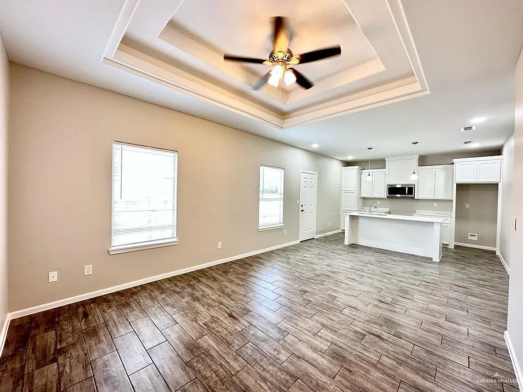 Building Photo - 1412 Vani Dr #3