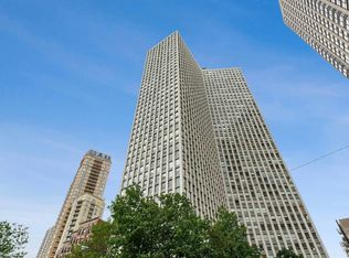 2626 N Lakeview Ave APT 3610, Chicago, IL 60614