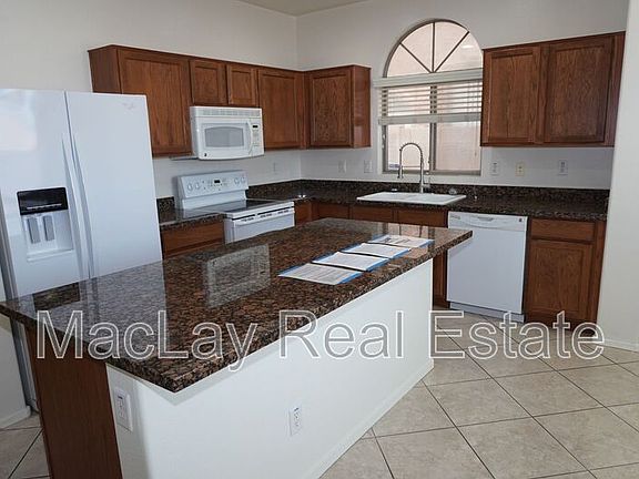 5th image of 4230 S Mariposa Dr