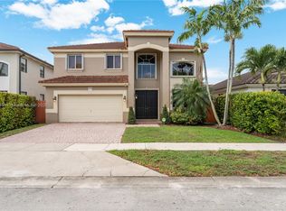 9248 SW 209th Ter, Cutler Bay, FL 33189