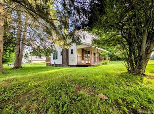 314 Cherry St, Iron River, MI 49935