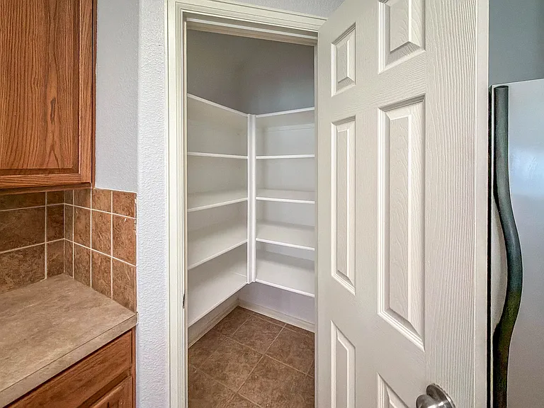 4516 Dragonfly Way — Photo 8