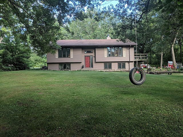 1st image of 6083 73rd Ave