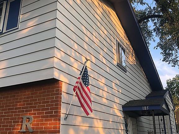 3rd image of 185 Grissom Ln