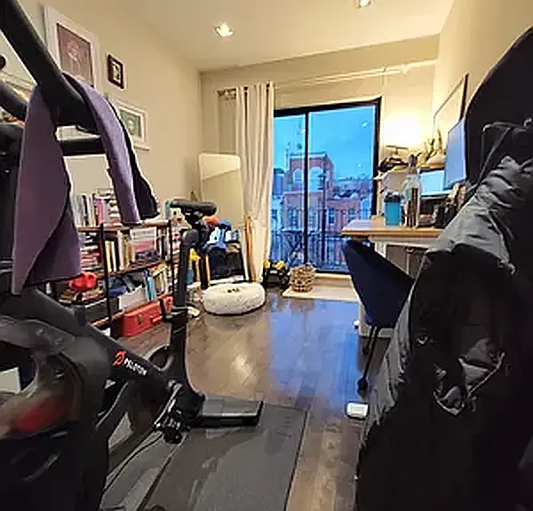 586 Grand St #4B — Photo 5