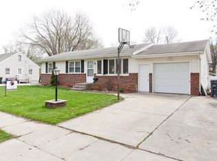 2401 O Ave NW, Cedar Rapids, IA 52405