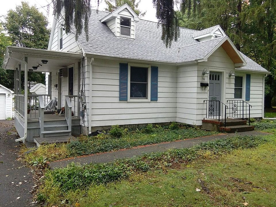 2nd image of 51 N Manheim Blvd