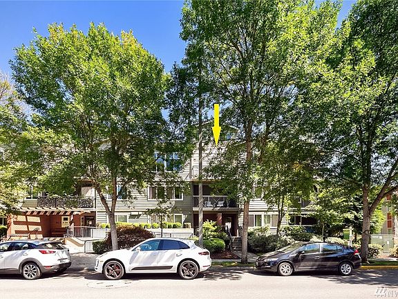 Top floor unit with its own private balcony and no neighbors on either side of your unit. 