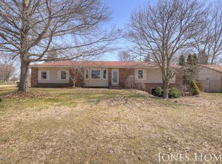 2265 Timberlane Dr, Jenison, MI 49428