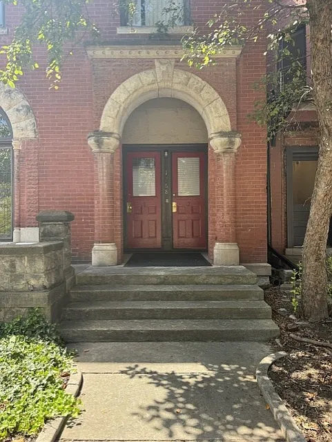 2 bed, 2000 sqft, $1,468 — Photo 1