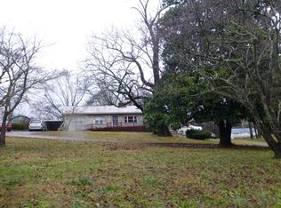 220 W Old A J Hwy #J, Jefferson City, TN 37760