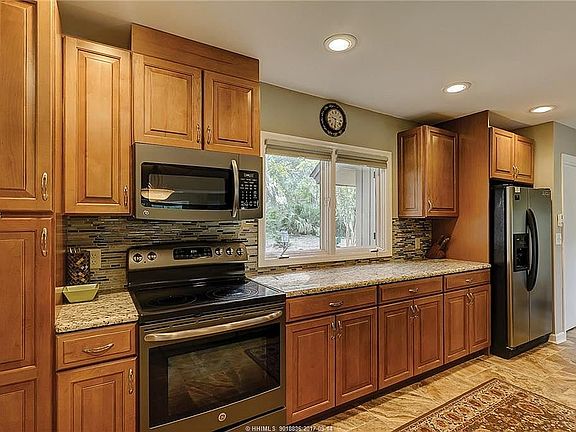 4th image of 4 Water Oak Dr