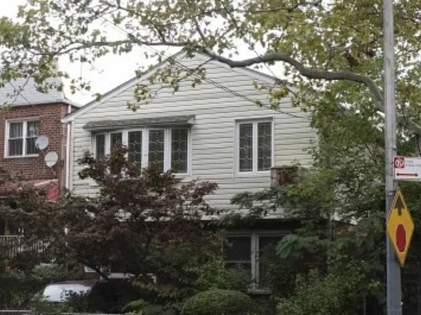 1025 E 103rd St, Brooklyn, NY 11236