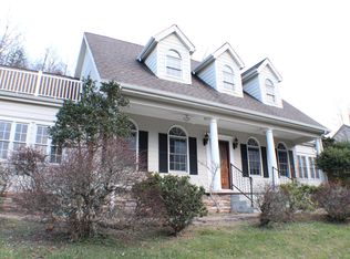 2004 Twin Fawn Trl, Middlesboro, KY 40965