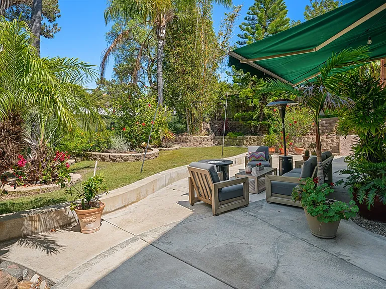 5017 Viewridge Way — Photo 35