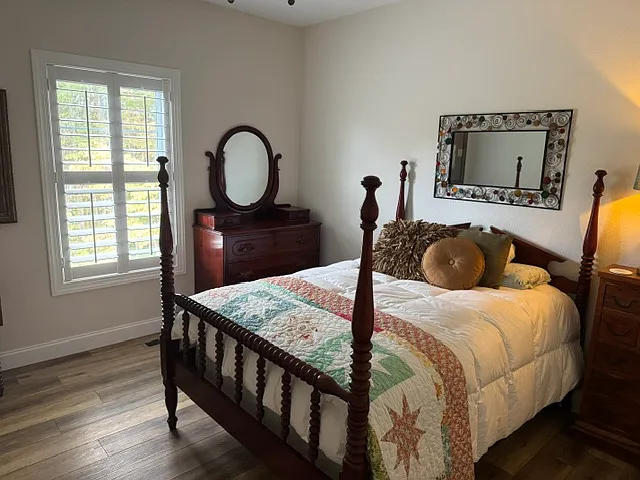 Back bedroom with lake view