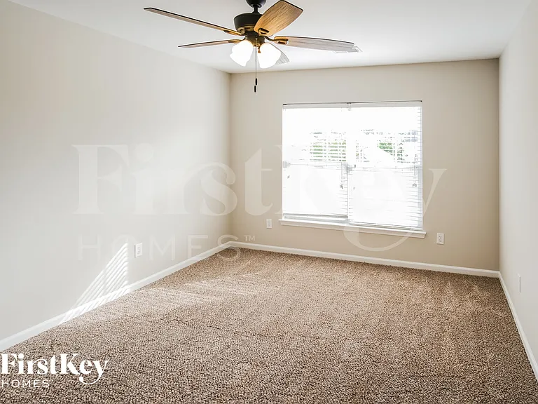 615 Silver Moss Dr — Photo 8